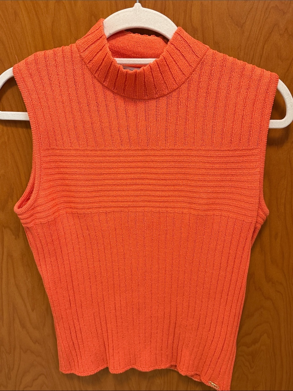 🍊🍊🍊BOGOHO🍊🍊🍊St. John Sport Sleeveless Ribbed Mock Neck Top - Medium